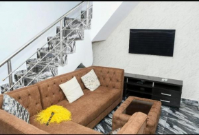 1-bedroom duplex serviced apartment with free parking